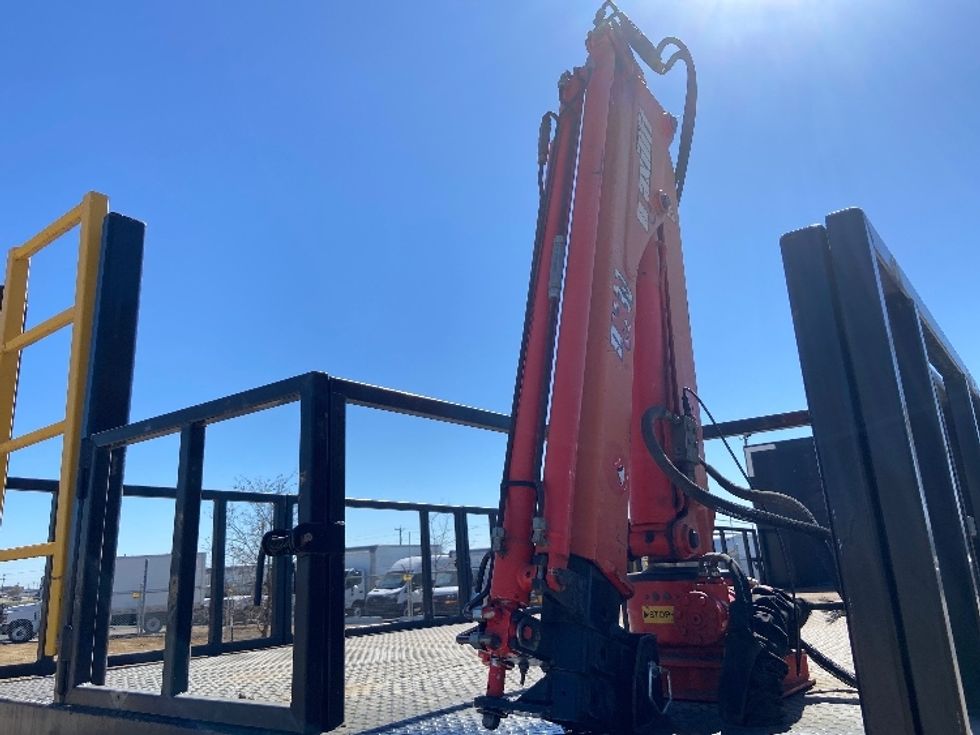 Flatbed Truck-Light and Medium Duty Trucks-Freightliner-2019-114SD-San Antonio-TX-258,287\n\t\tmiles-$ 89,500 - Image 24