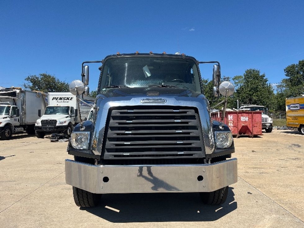 Flatbed Truck-Light and Medium Duty Trucks-Freightliner-2019-114SD-Sterling-VA-293,660\n\t\tmiles-$ 84,500 - Image 2
