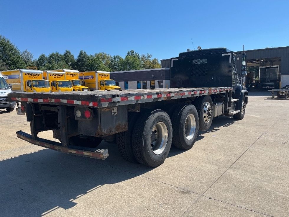 Flatbed Truck-Light and Medium Duty Trucks-Freightliner-2019-114SD-Sterling-VA-293,660\n\t\tmiles-$ 84,500 - Image 4