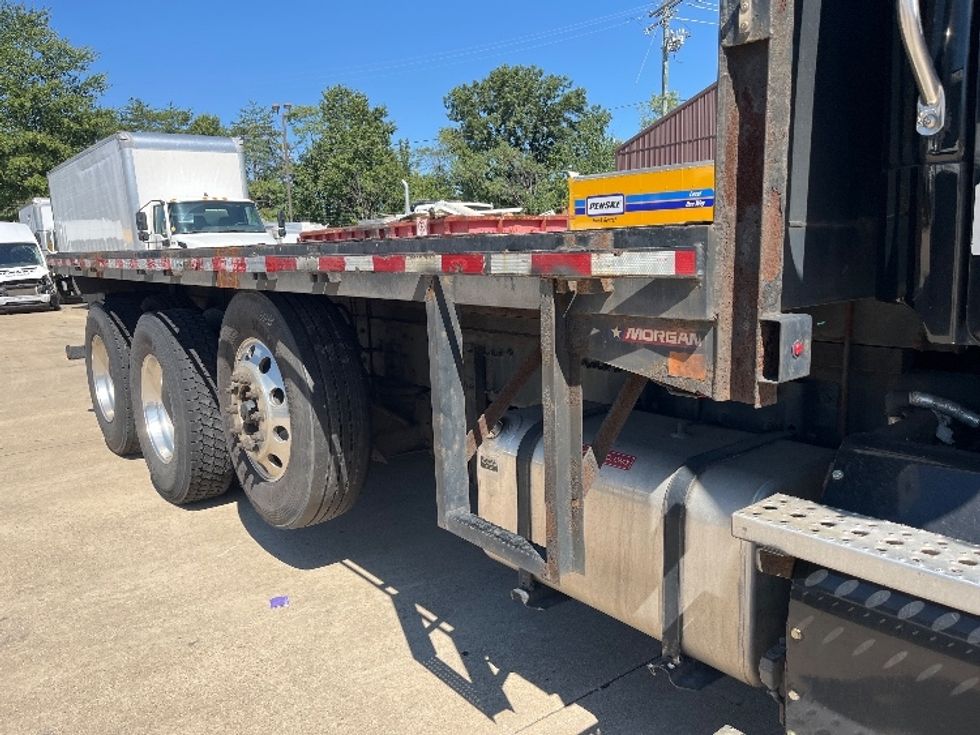 Flatbed Truck-Light and Medium Duty Trucks-Freightliner-2019-114SD-Sterling-VA-293,660\n\t\tmiles-$ 84,500 - Image 9
