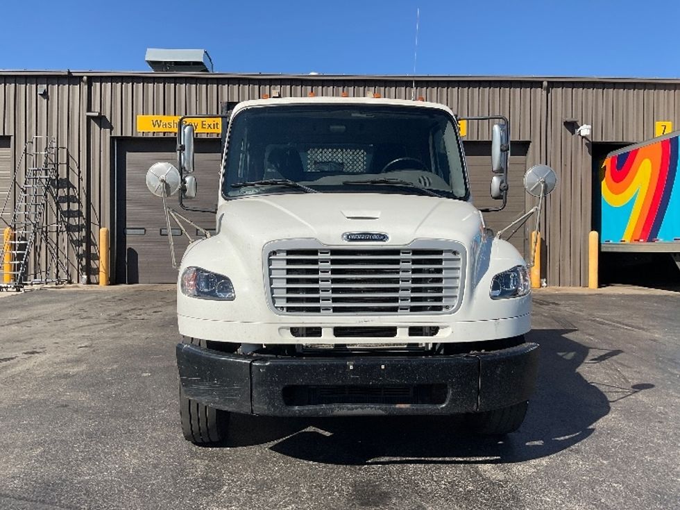 Flatbed Truck-Light and Medium Duty Trucks-Freightliner-2019-M2-Akron-OH-231,314\n\t\tmiles-$ 29,250 - Image 2