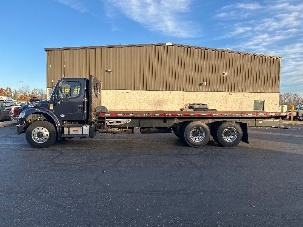 Flatbed Truck-Light and Medium Duty Trucks-Freightliner-2019-M2-Akron-OH-298,549\n\t\tmiles-$ 44,750 - Image 4