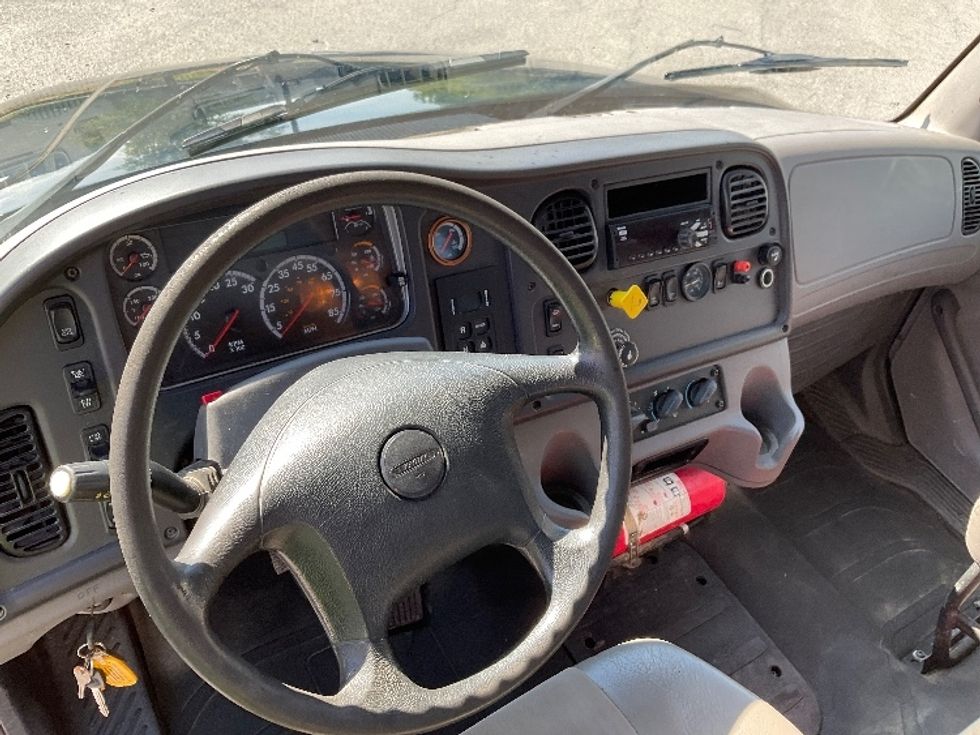 Flatbed Truck-Light and Medium Duty Trucks-Freightliner-2019-M2-Albany-NY-168,528\n\t\tmiles-$ 74,500 - Image 17