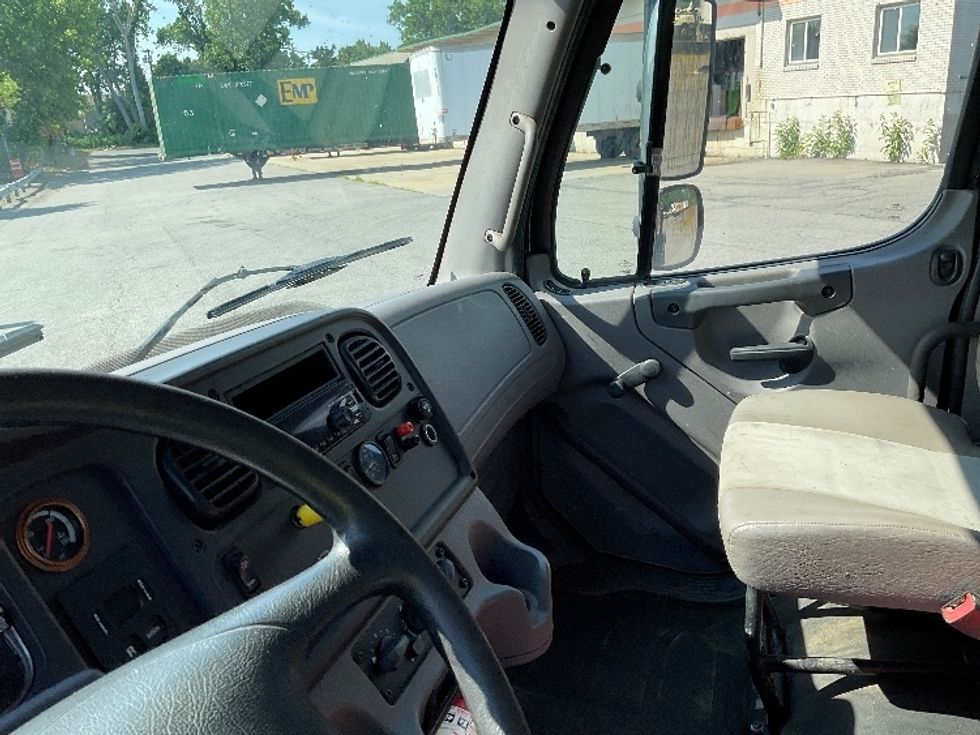 Flatbed Truck-Light and Medium Duty Trucks-Freightliner-2019-M2-Albany-NY-168,528\n\t\tmiles-$ 74,500 - Image 19