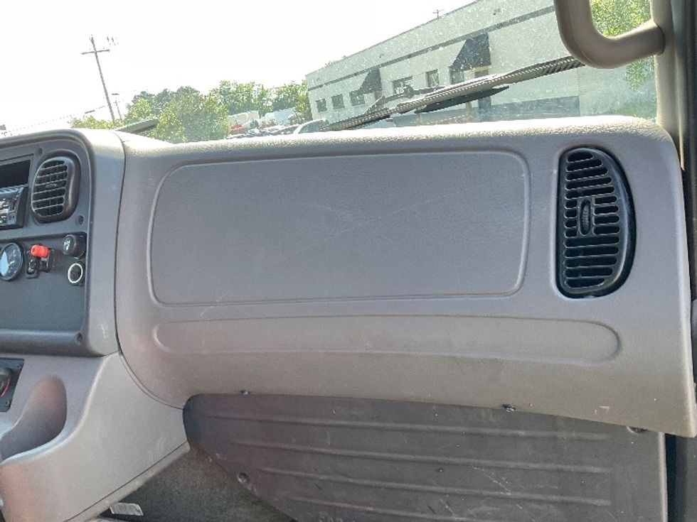 Flatbed Truck-Light and Medium Duty Trucks-Freightliner-2019-M2-Albany-NY-168,528\n\t\tmiles-$ 74,500 - Image 21