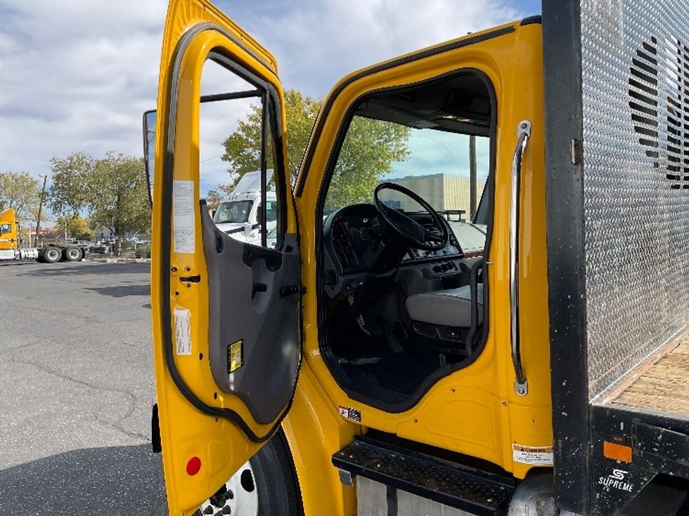 Flatbed Truck-Light and Medium Duty Trucks-Freightliner-2019-M2-Albuquerque-NM-109,319\n\t\tmiles-$ 64,000 - Image 13