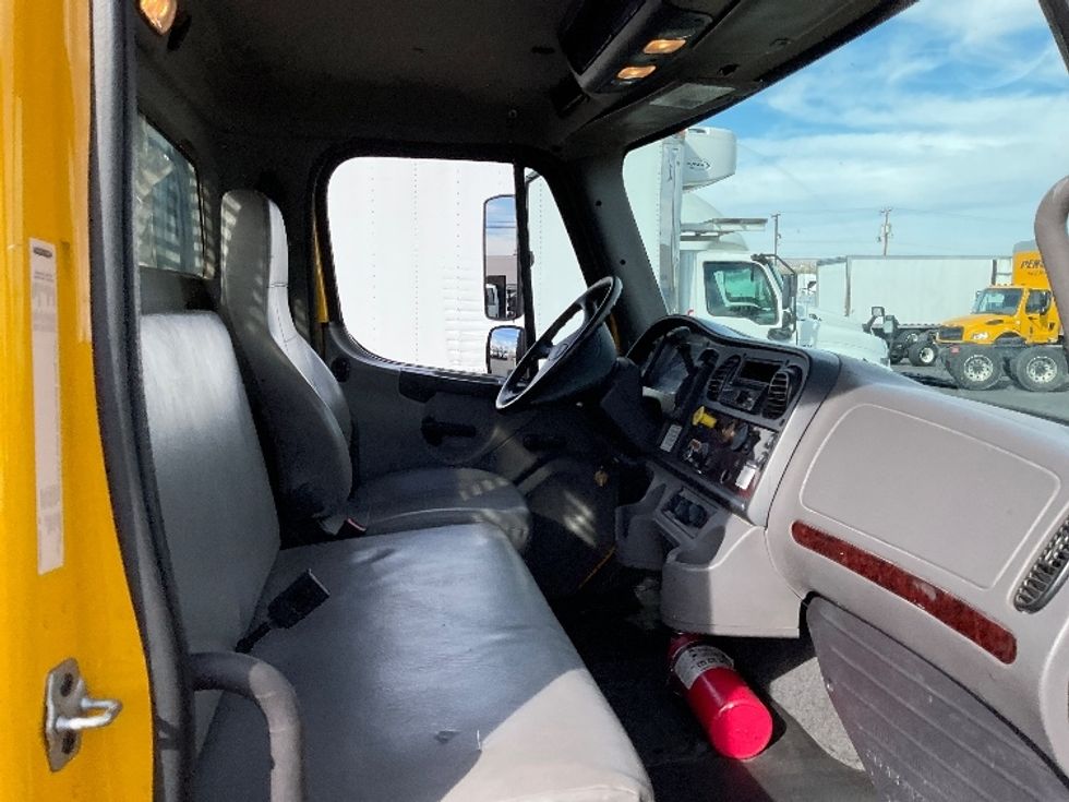 Flatbed Truck-Light and Medium Duty Trucks-Freightliner-2019-M2-Albuquerque-NM-109,319\n\t\tmiles-$ 64,000 - Image 19