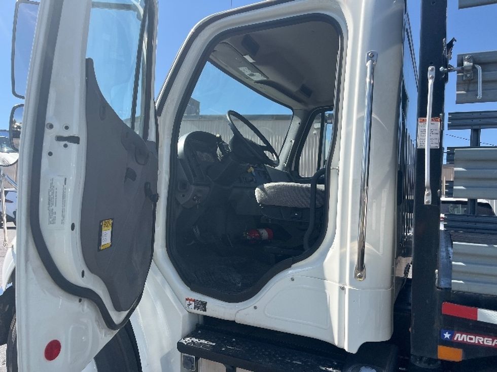 Flatbed Truck-Light and Medium Duty Trucks-Freightliner-2019-M2-Albuquerque-NM-47,754\n\t\tmiles-$ 56,750 - Image 14