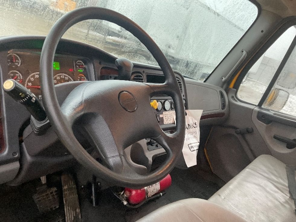 Flatbed Truck-Light and Medium Duty Trucks-Freightliner-2019-M2-Allen Park-MI-110,051\n\t\tmiles-$ 47,750 - Image 17