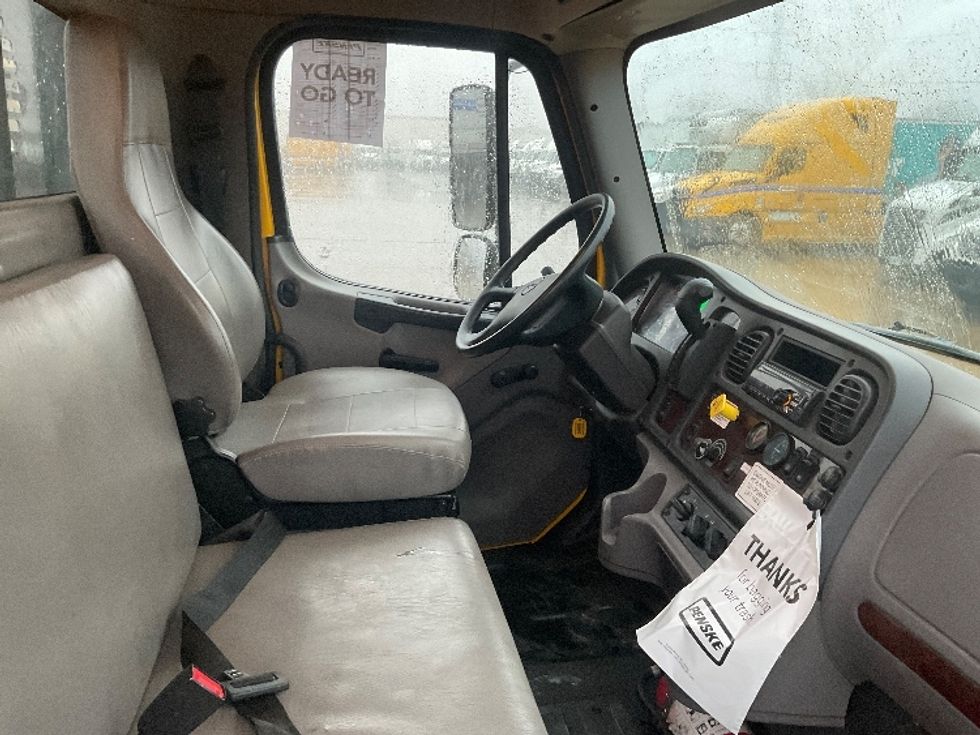 Flatbed Truck-Light and Medium Duty Trucks-Freightliner-2019-M2-Allen Park-MI-110,051\n\t\tmiles-$ 47,750 - Image 22