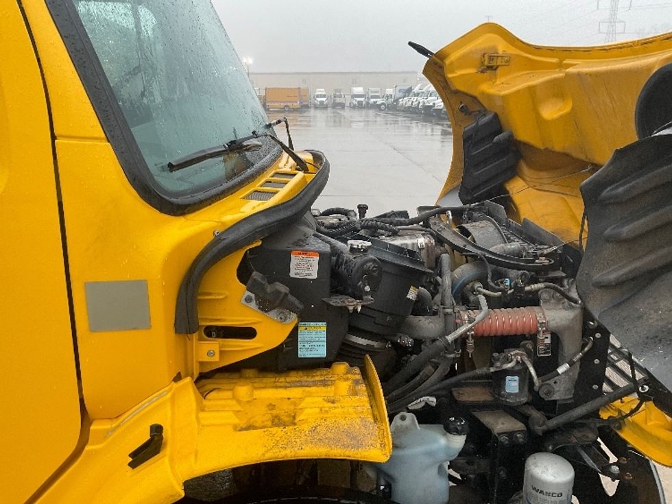 Flatbed Truck-Light and Medium Duty Trucks-Freightliner-2019-M2-Allen Park-MI-110,051\n\t\tmiles-$ 47,750 - Image 23