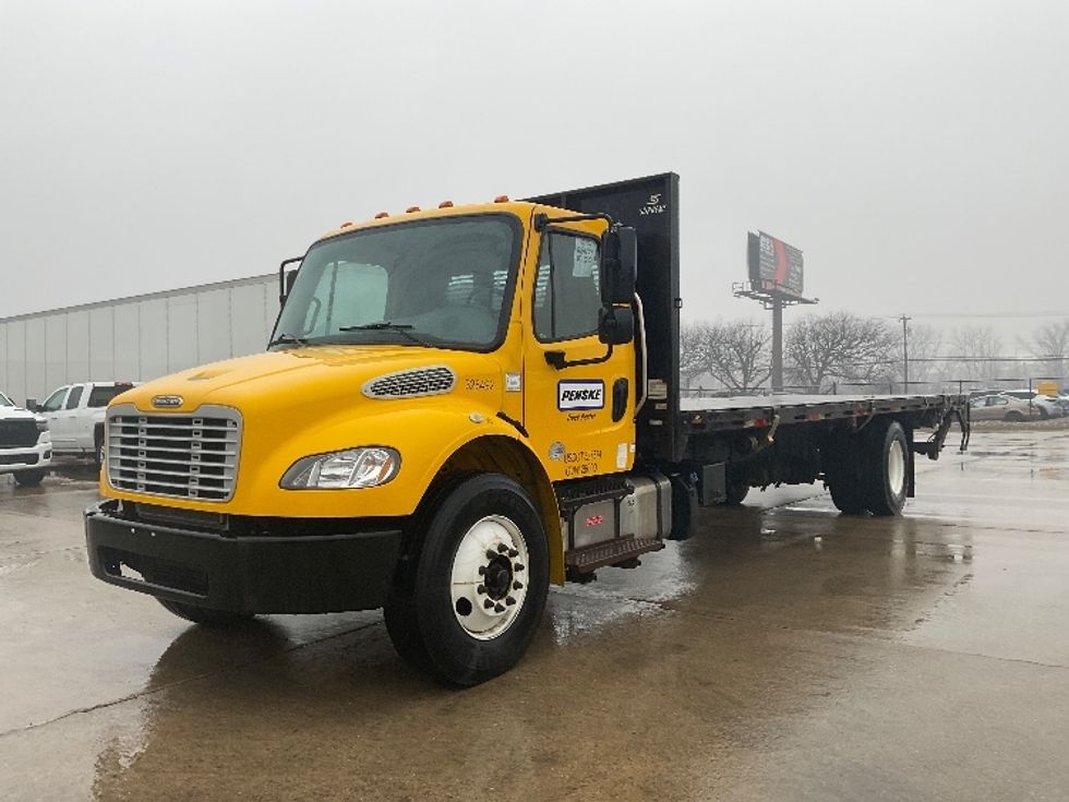 Flatbed Truck-Light and Medium Duty Trucks-Freightliner-2019-M2-Allen Park-MI-110,051\n\t\tmiles-$ 47,750 - Image 3