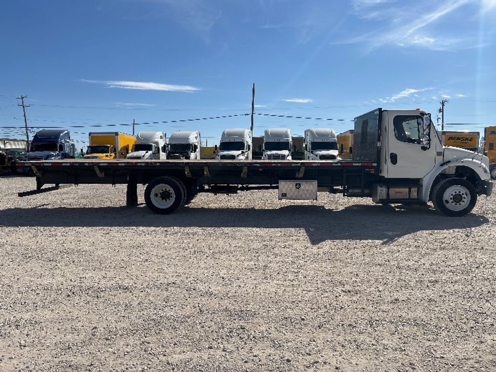 Flatbed Truck-Light and Medium Duty Trucks-Freightliner-2019-M2-Amarillo-TX-137,242\n\t\tmiles-$ 49,250 - Image 15