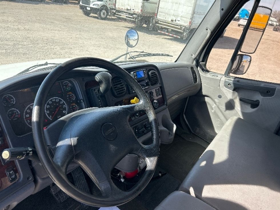Flatbed Truck-Light and Medium Duty Trucks-Freightliner-2019-M2-Amarillo-TX-137,242\n\t\tmiles-$ 49,250 - Image 17