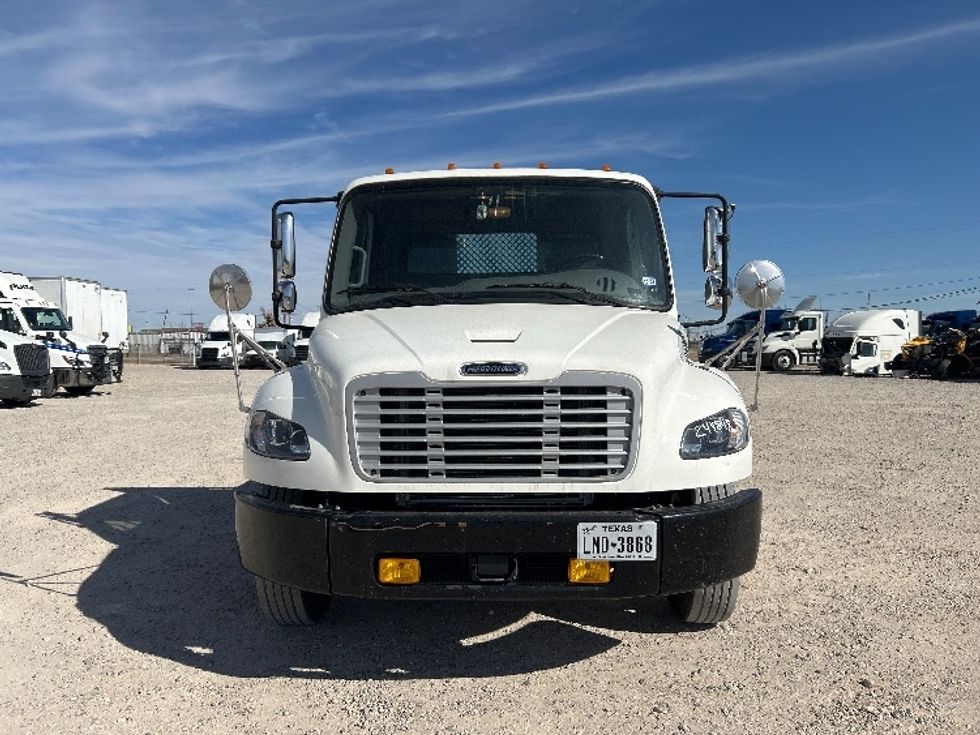 Flatbed Truck-Light and Medium Duty Trucks-Freightliner-2019-M2-Amarillo-TX-137,242\n\t\tmiles-$ 49,250 - Image 2