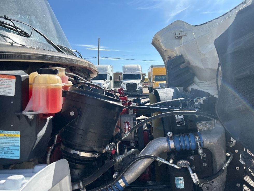 Flatbed Truck-Light and Medium Duty Trucks-Freightliner-2019-M2-Amarillo-TX-137,242\n\t\tmiles-$ 49,250 - Image 23