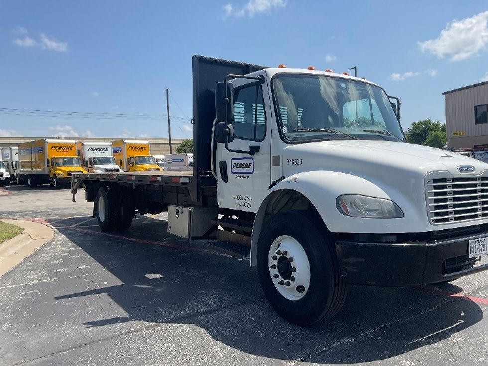 Flatbed Truck-Light and Medium Duty Trucks-Freightliner-2019-M2-Austin-TX-123,945\n\t\tmiles-$ 59,750 - Image 1