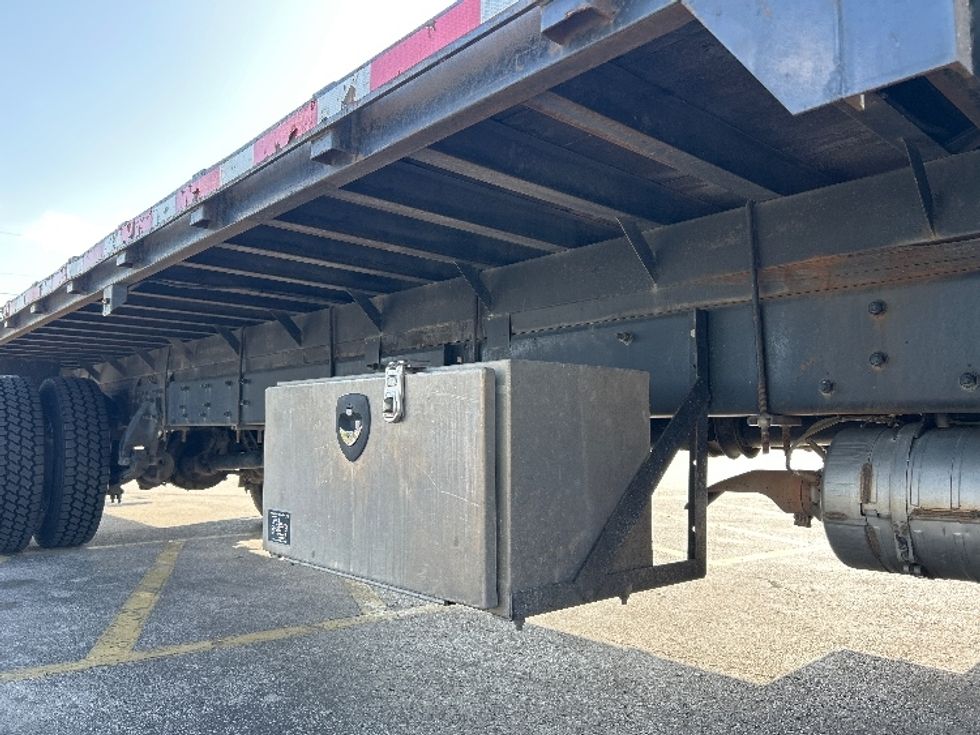 Flatbed Truck-Light and Medium Duty Trucks-Freightliner-2019-M2-Austin-TX-136,941\n\t\tmiles-$ 58,750 - Image 12