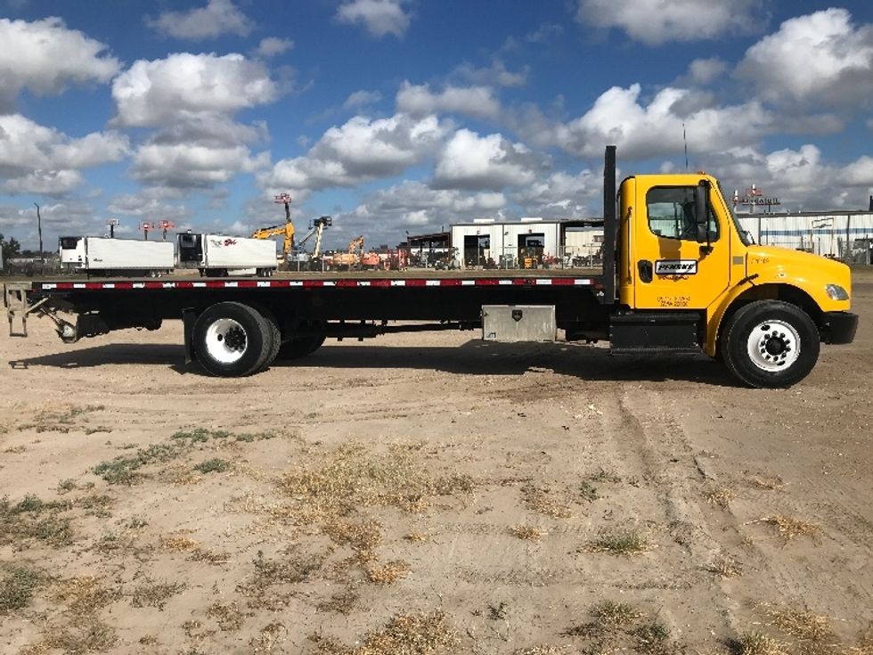 Flatbed Truck-Light and Medium Duty Trucks-Freightliner-2019-M2-Austin-TX-180,597\n\t\tmiles-$ 42,750 - Image 15
