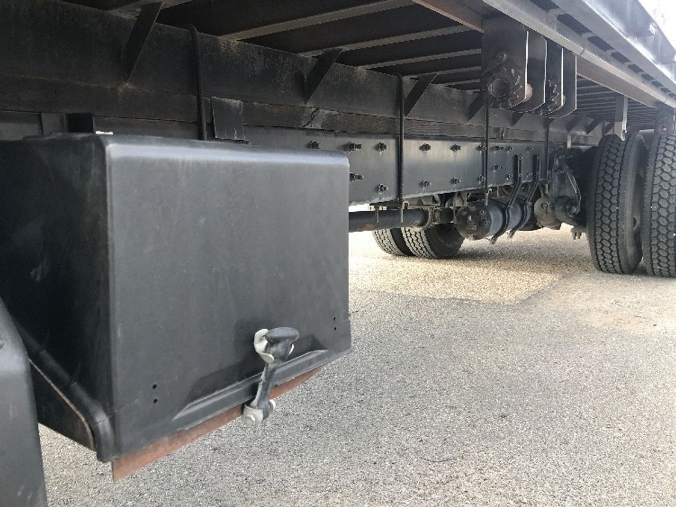 Flatbed Truck-Light and Medium Duty Trucks-Freightliner-2019-M2-Austin-TX-180,597\n\t\tmiles-$ 42,750 - Image 5