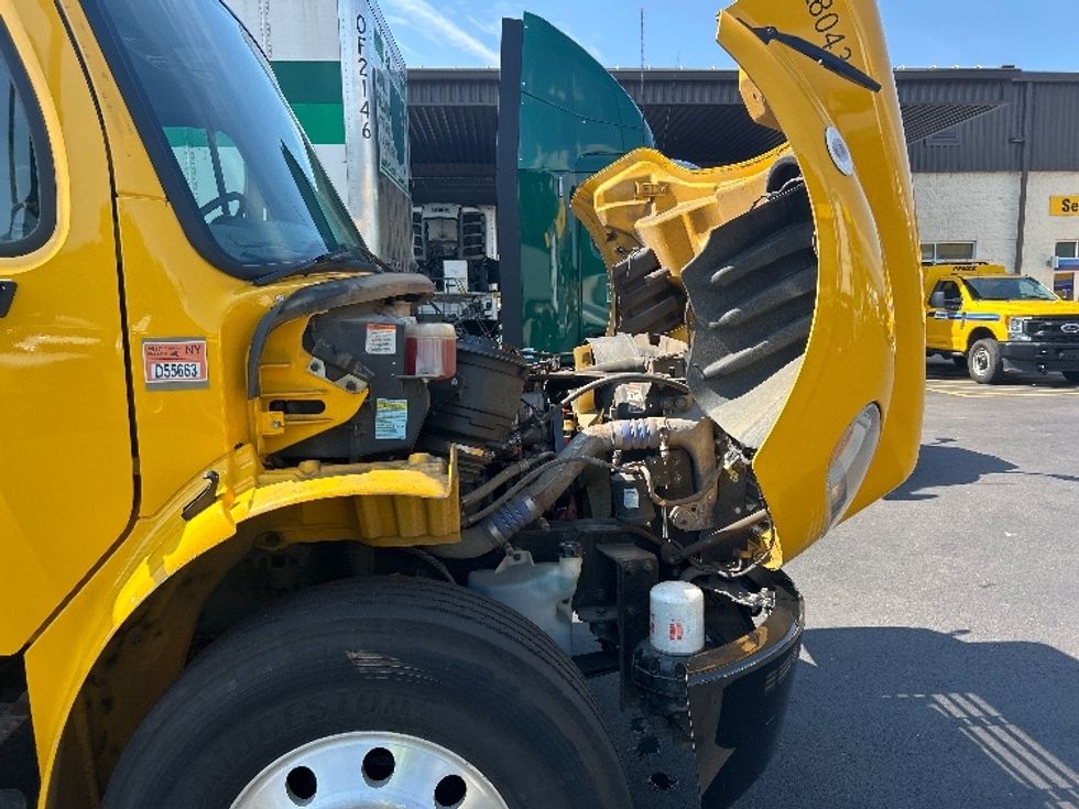 Flatbed Truck-Light and Medium Duty Trucks-Freightliner-2019-M2-Bensalem-PA-118,779\n\t\tmiles-$ 47,750 - Image 20