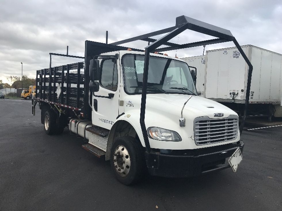 Flatbed Truck-Light and Medium Duty Trucks-Freightliner-2019-M2-Bensalem-PA-76,768\n\t\tmiles-$ 45,000 - Image 1
