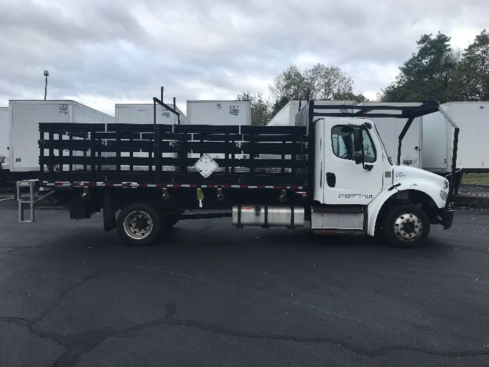 Flatbed Truck-Light and Medium Duty Trucks-Freightliner-2019-M2-Bensalem-PA-76,768\n\t\tmiles-$ 45,000 - Image 14