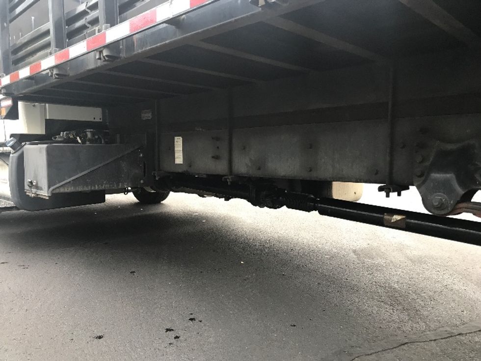 Flatbed Truck-Light and Medium Duty Trucks-Freightliner-2019-M2-Bensalem-PA-76,768\n\t\tmiles-$ 45,000 - Image 5