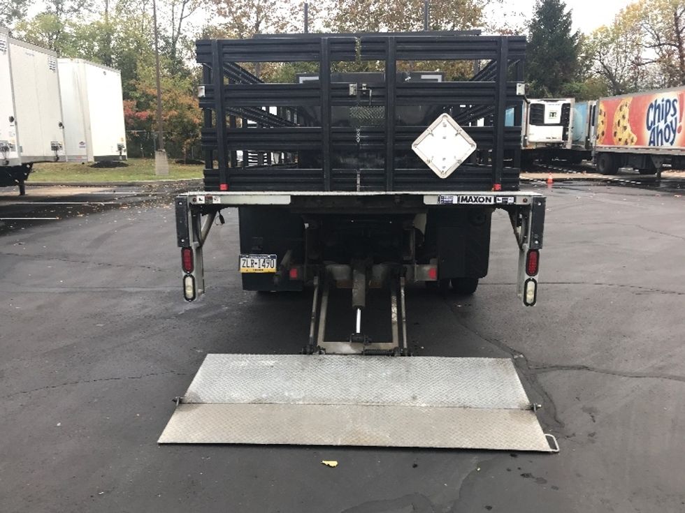Flatbed Truck-Light and Medium Duty Trucks-Freightliner-2019-M2-Bensalem-PA-76,768\n\t\tmiles-$ 45,000 - Image 8