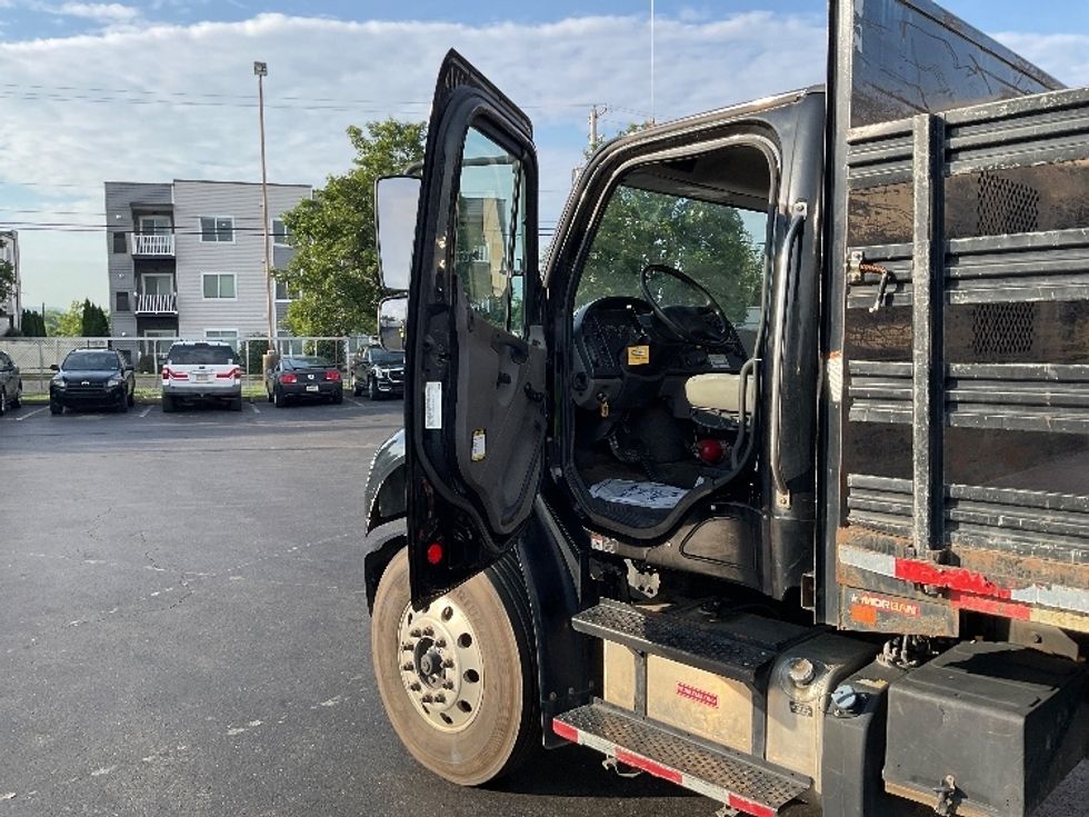 Flatbed Truck-Light and Medium Duty Trucks-Freightliner-2019-M2-Bethlehem-PA-170,943\n\t\tmiles-$ 66,750 - Image 16