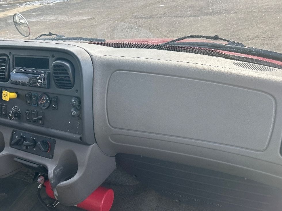 Flatbed Truck-Light and Medium Duty Trucks-Freightliner-2019-M2-Binghamton-NY-230,000\n\t\tmiles-$ 64,250 - Image 16