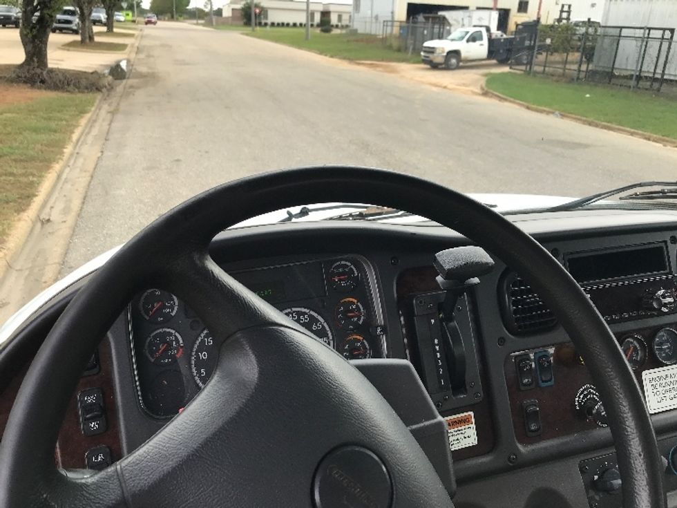 Flatbed Truck-Light and Medium Duty Trucks-Freightliner-2019-M2-Birmingham-AL-184,510\n\t\tmiles-$ 52,000 - Image 17