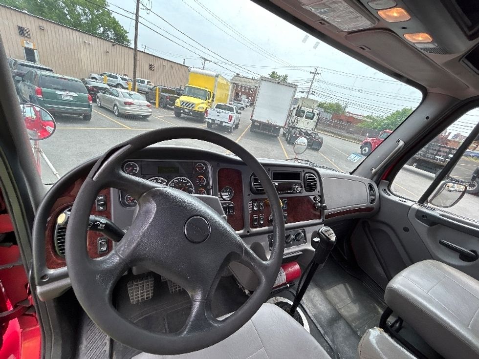 Flatbed Truck-Light and Medium Duty Trucks-Freightliner-2019-M2-Braintree-MA-240,404\n\t\tmiles-$ 62,000 - Image 17