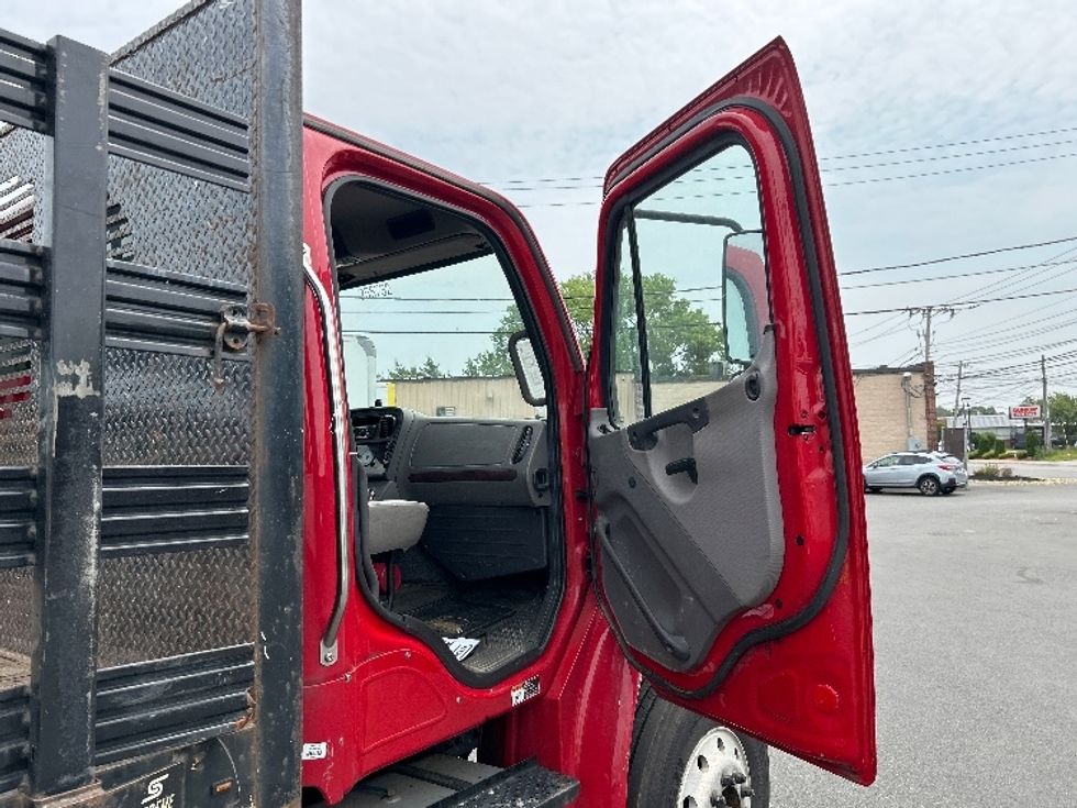 Flatbed Truck-Light and Medium Duty Trucks-Freightliner-2019-M2-Braintree-MA-242,946\n\t\tmiles-$ 56,750 - Image 16