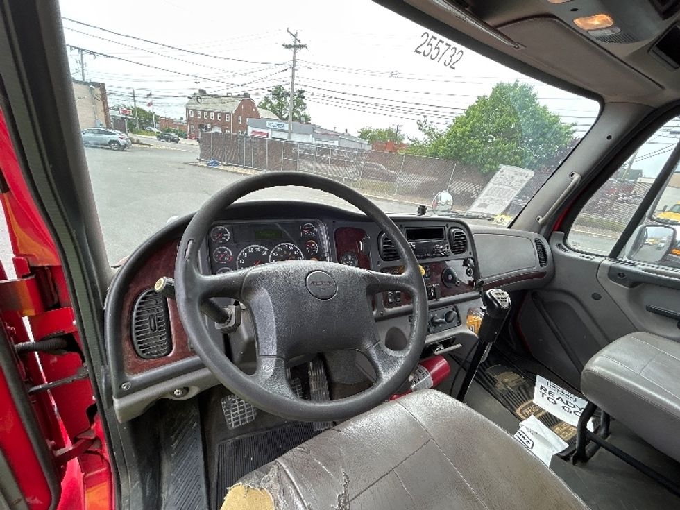 Flatbed Truck-Light and Medium Duty Trucks-Freightliner-2019-M2-Braintree-MA-242,946\n\t\tmiles-$ 56,750 - Image 17