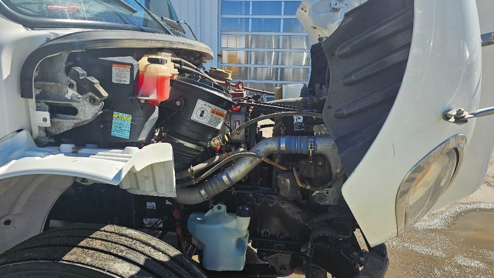 Flatbed Truck-Light and Medium Duty Trucks-Freightliner-2019-M2-Calgary-AB-188,732\n\t\tkm-$ 67,250 - Image 15