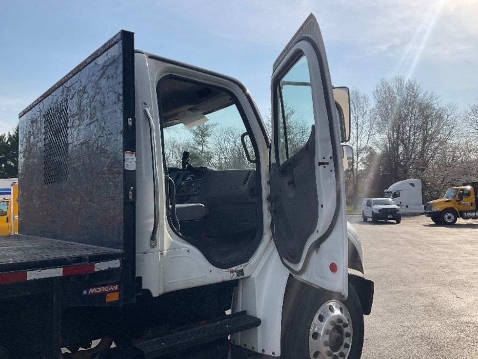 Flatbed Truck-Light and Medium Duty Trucks-Freightliner-2019-M2-Capitol Heights-MD-127,518\n\t\tmiles-$ 71,500 - Image 15