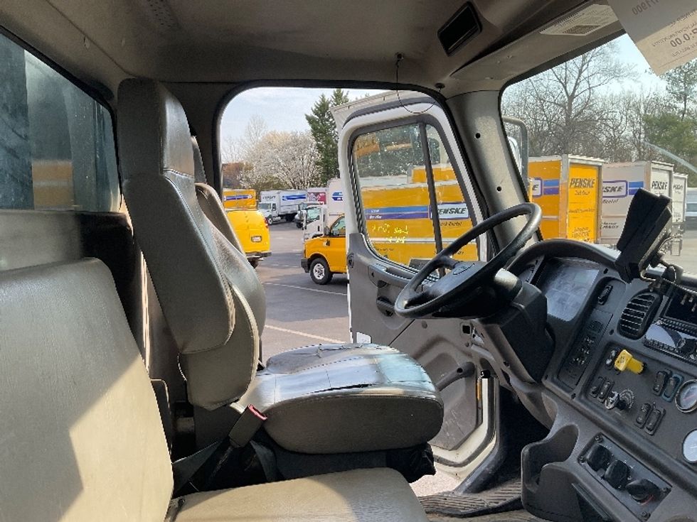 Flatbed Truck-Light and Medium Duty Trucks-Freightliner-2019-M2-Capitol Heights-MD-127,518\n\t\tmiles-$ 71,500 - Image 17