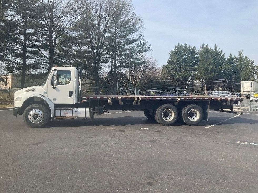 Flatbed Truck-Light and Medium Duty Trucks-Freightliner-2019-M2-Capitol Heights-MD-127,518\n\t\tmiles-$ 71,500 - Image 4