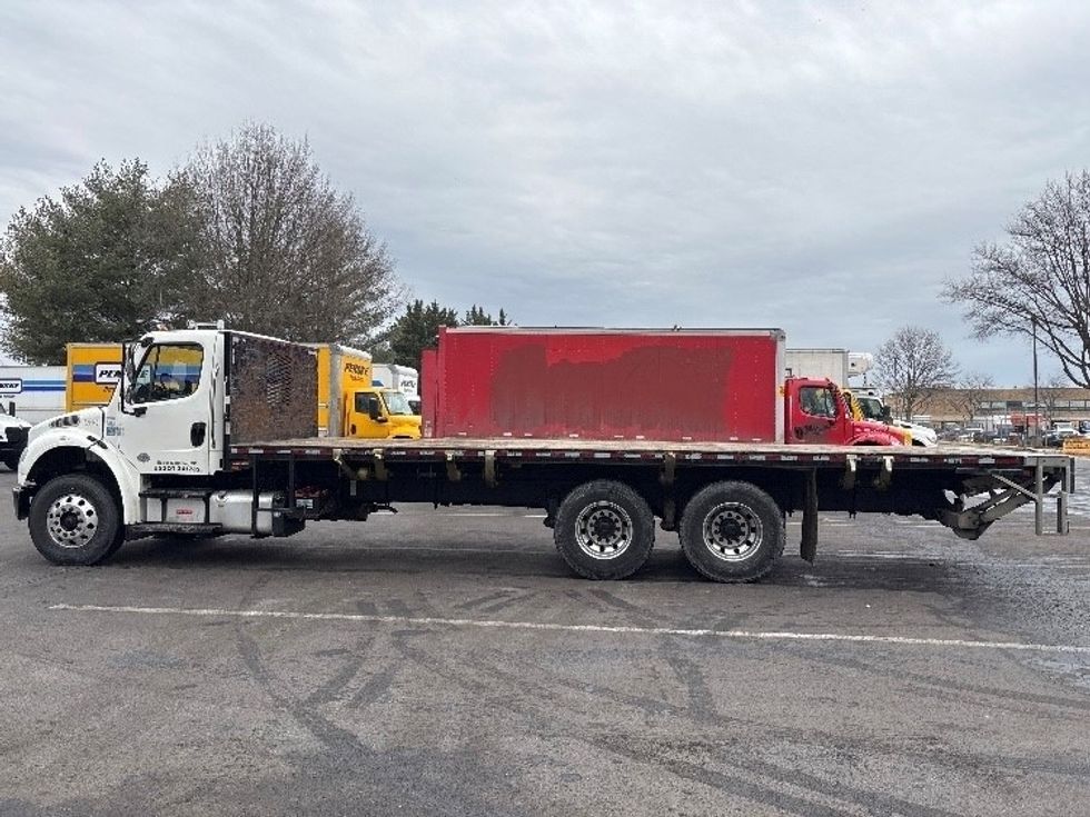 Flatbed Truck-Light and Medium Duty Trucks-Freightliner-2019-M2-Capitol Heights-MD-146,542\n\t\tmiles-$ 67,000 - Image 11
