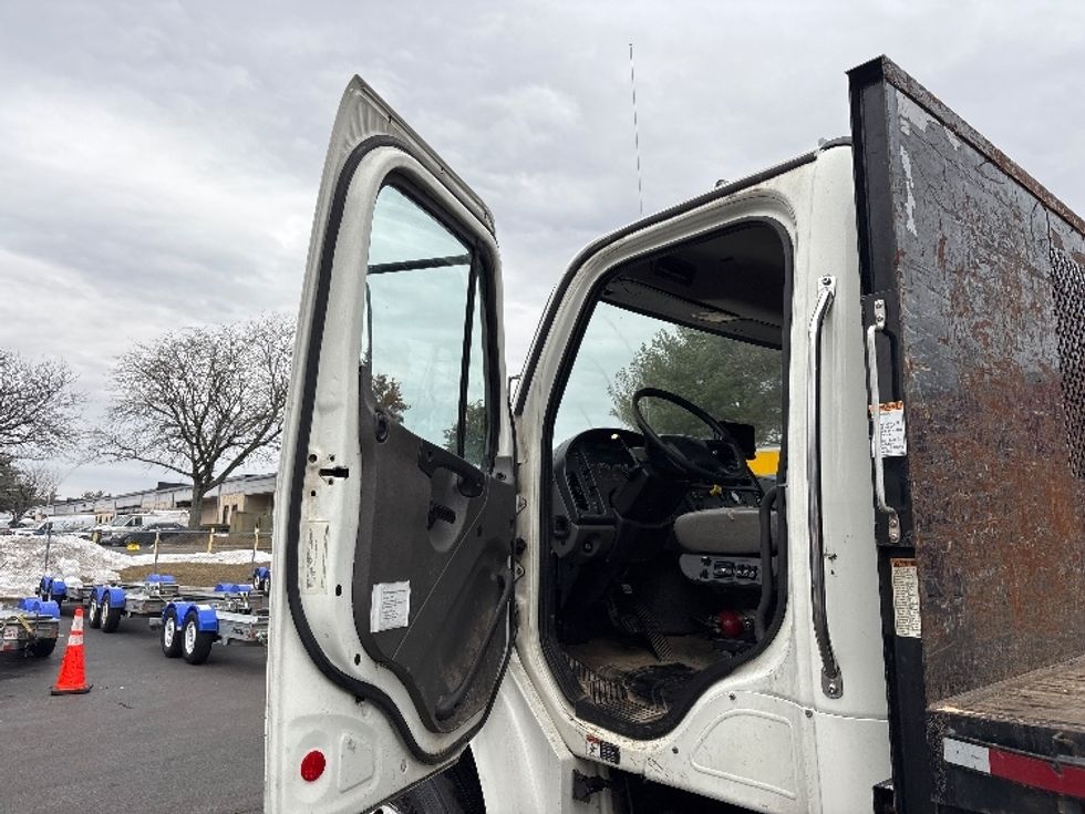 Flatbed Truck-Light and Medium Duty Trucks-Freightliner-2019-M2-Capitol Heights-MD-146,542\n\t\tmiles-$ 67,000 - Image 12