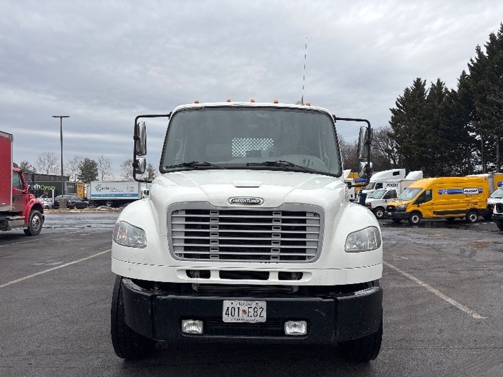 Flatbed Truck-Light and Medium Duty Trucks-Freightliner-2019-M2-Capitol Heights-MD-146,542\n\t\tmiles-$ 67,000 - Image 2