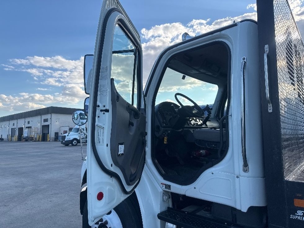 Flatbed Truck-Light and Medium Duty Trucks-Freightliner-2019-M2-Carrollton-TX-372,839\n\t\tmiles-$ 31,250 - Image 16