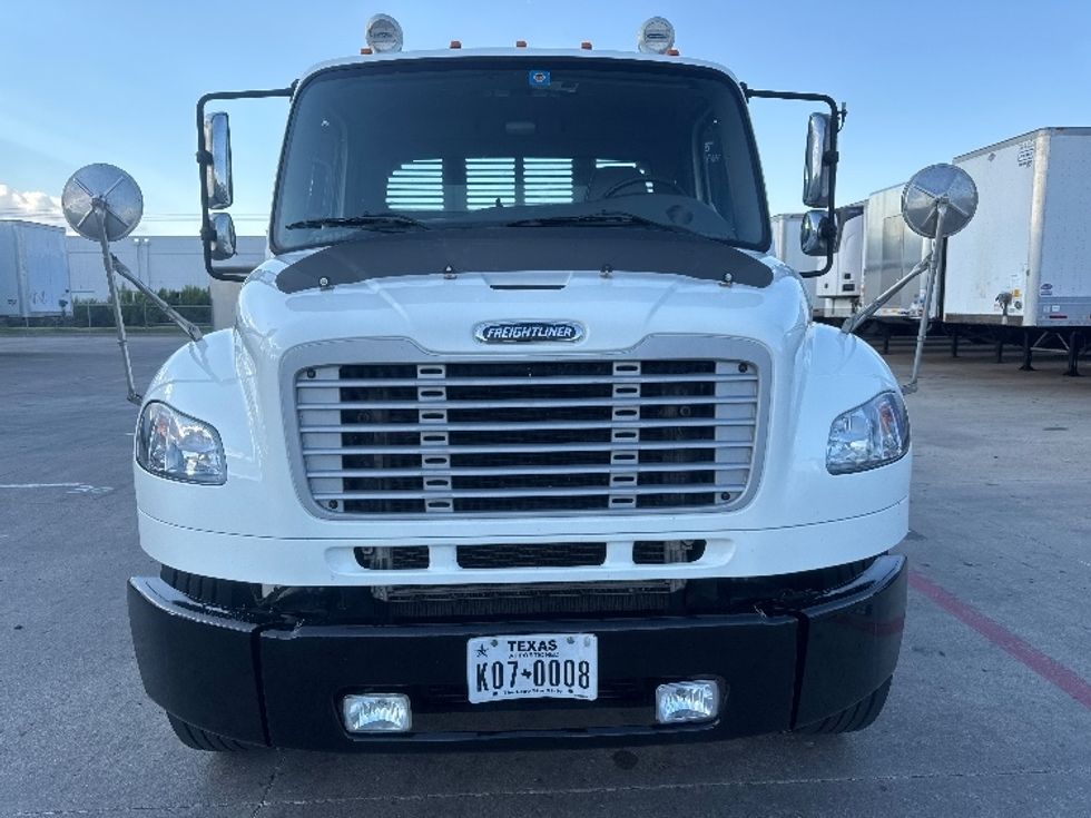 Flatbed Truck-Light and Medium Duty Trucks-Freightliner-2019-M2-Carrollton-TX-372,839\n\t\tmiles-$ 31,250 - Image 2
