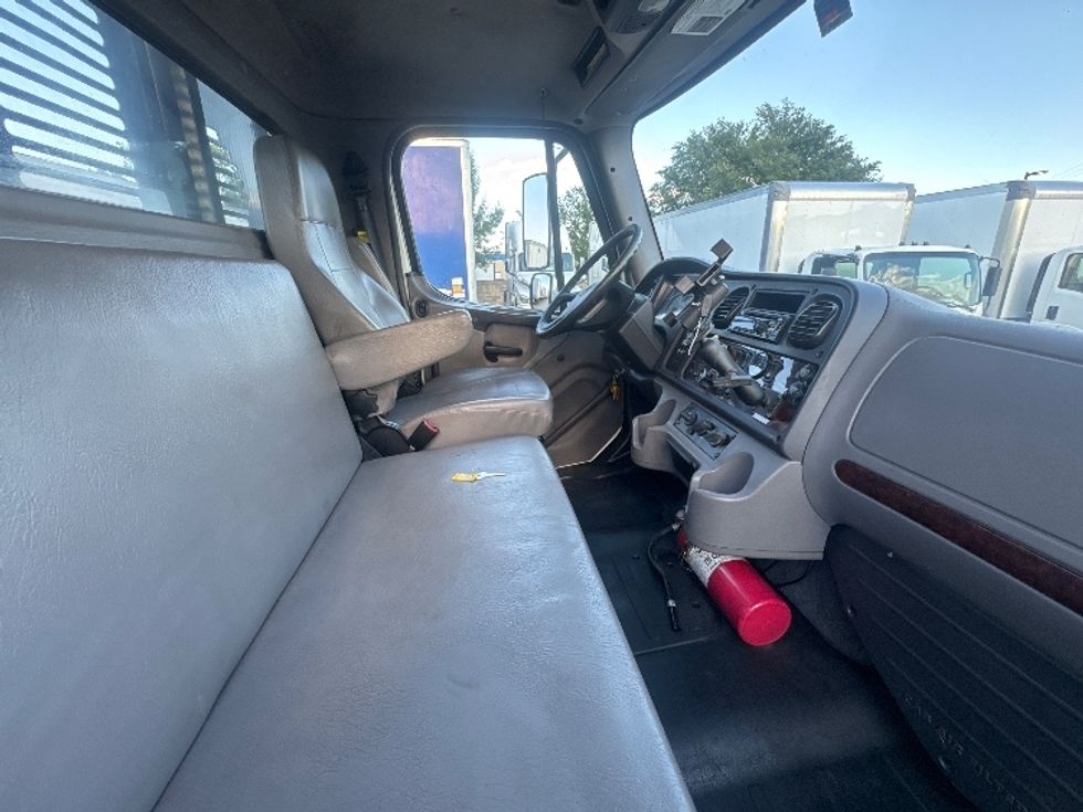 Flatbed Truck-Light and Medium Duty Trucks-Freightliner-2019-M2-Carrollton-TX-372,839\n\t\tmiles-$ 31,250 - Image 22