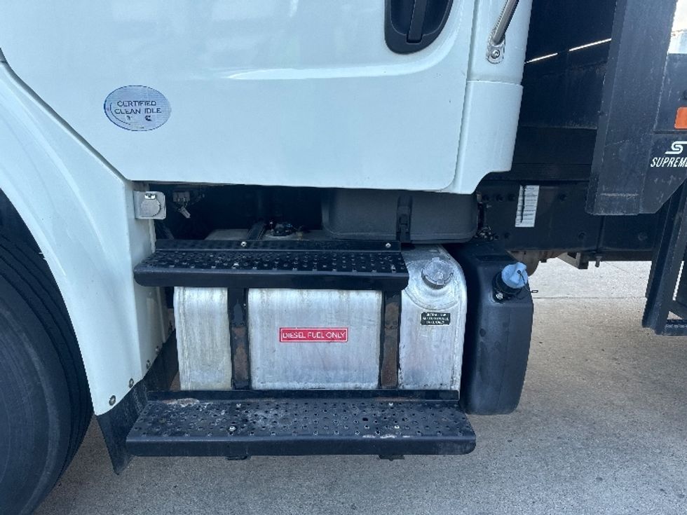 Flatbed Truck-Light and Medium Duty Trucks-Freightliner-2019-M2-Carrollton-TX-372,839\n\t\tmiles-$ 31,250 - Image 25