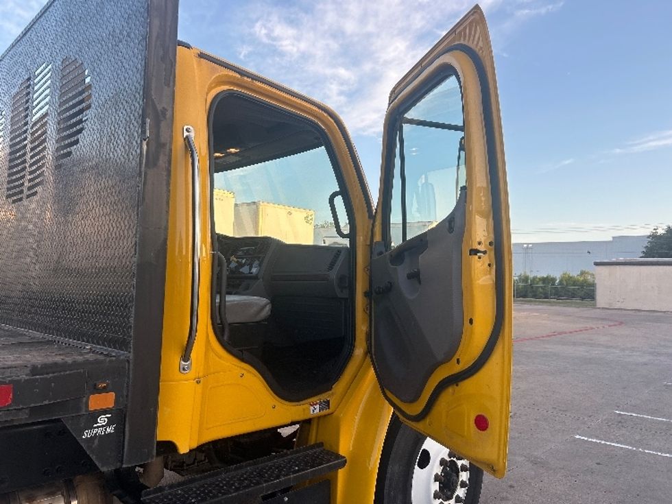 Flatbed Truck-Light and Medium Duty Trucks-Freightliner-2019-M2-Carrollton-TX-44,440\n\t\tmiles-$ 55,250 - Image 20