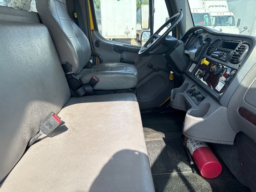 Flatbed Truck-Light and Medium Duty Trucks-Freightliner-2019-M2-Carrollton-TX-44,440\n\t\tmiles-$ 55,250 - Image 22