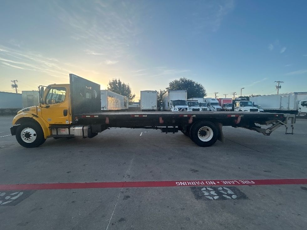 Flatbed Truck-Light and Medium Duty Trucks-Freightliner-2019-M2-Carrollton-TX-44,440\n\t\tmiles-$ 55,250 - Image 4