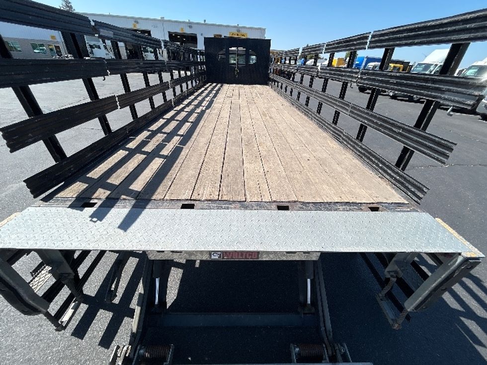 Flatbed Truck-Light and Medium Duty Trucks-Freightliner-2019-M2-Ceres-CA-168,232\n\t\tmiles-$ 54,500 - Image 10